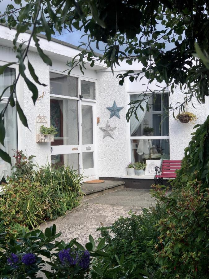 Ballygally Seaview Cottage Larne Exterior photo
